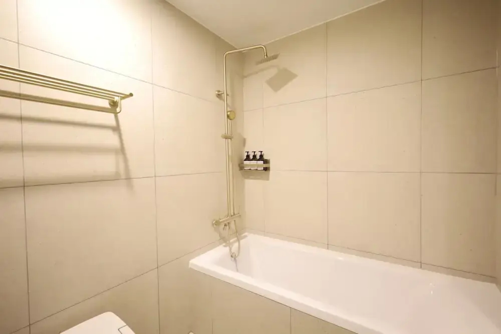 H AVENUE  Jecheon Station