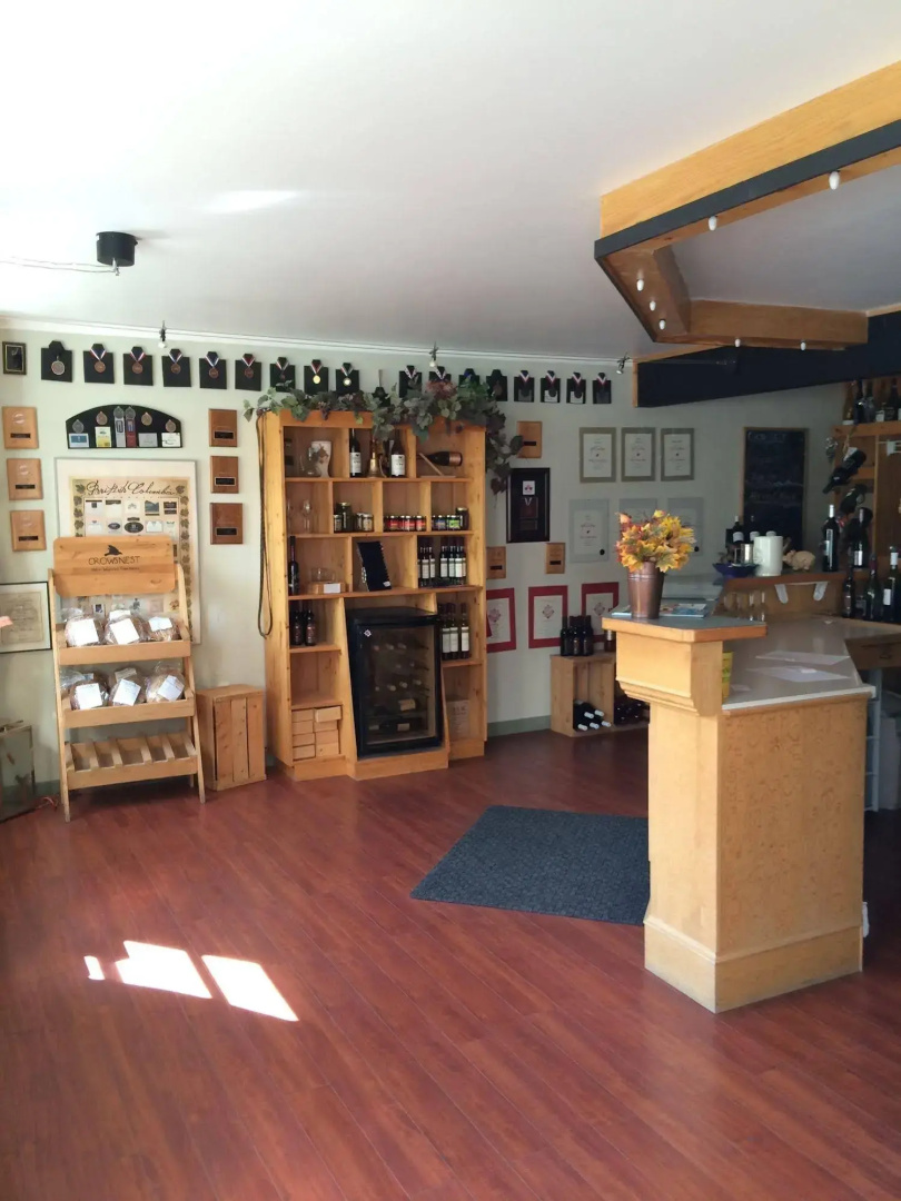 Crowsnest Vineyards Guesthouse