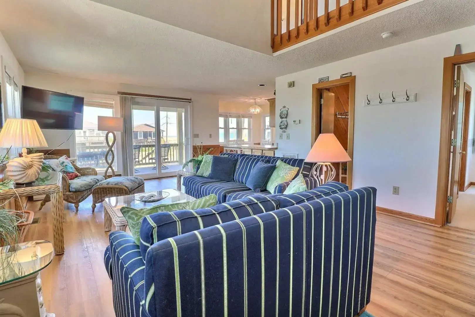 5018 - Mike`s Beach House