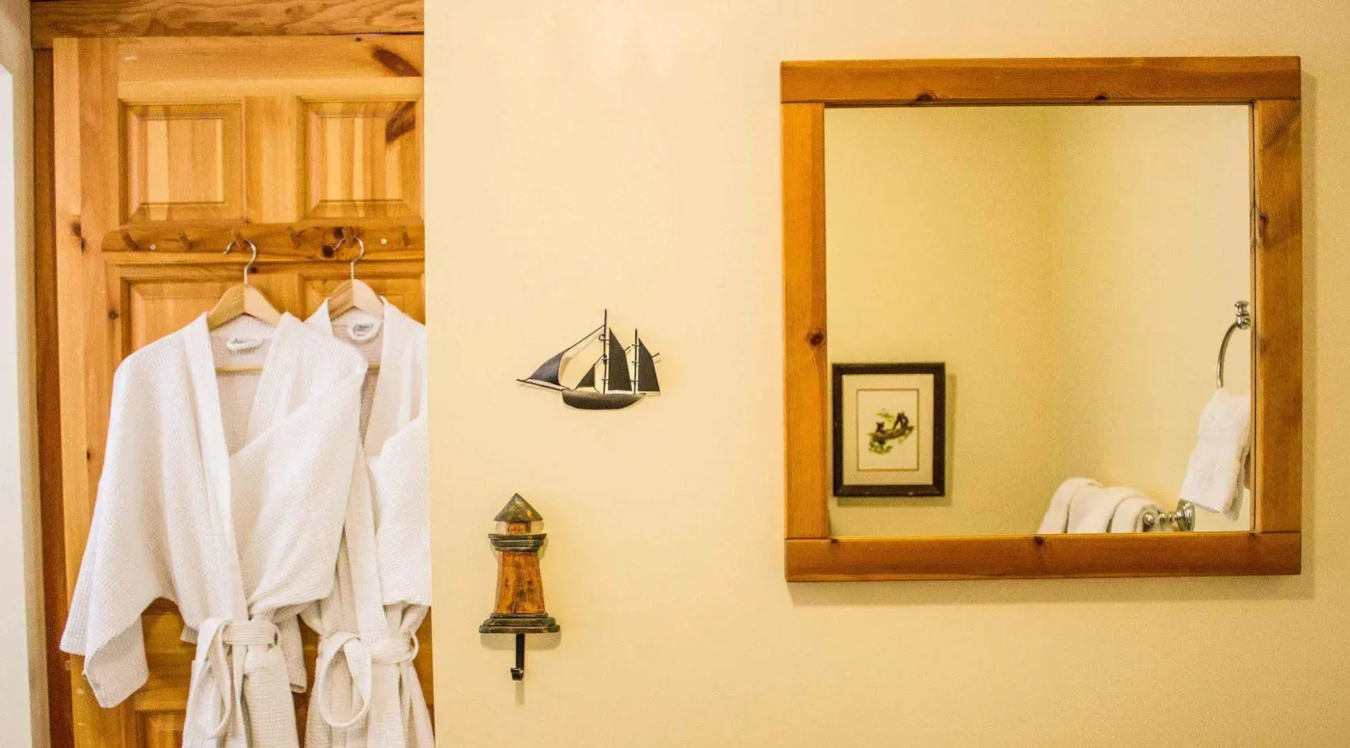 Tranquility Bay Waterfront Inn