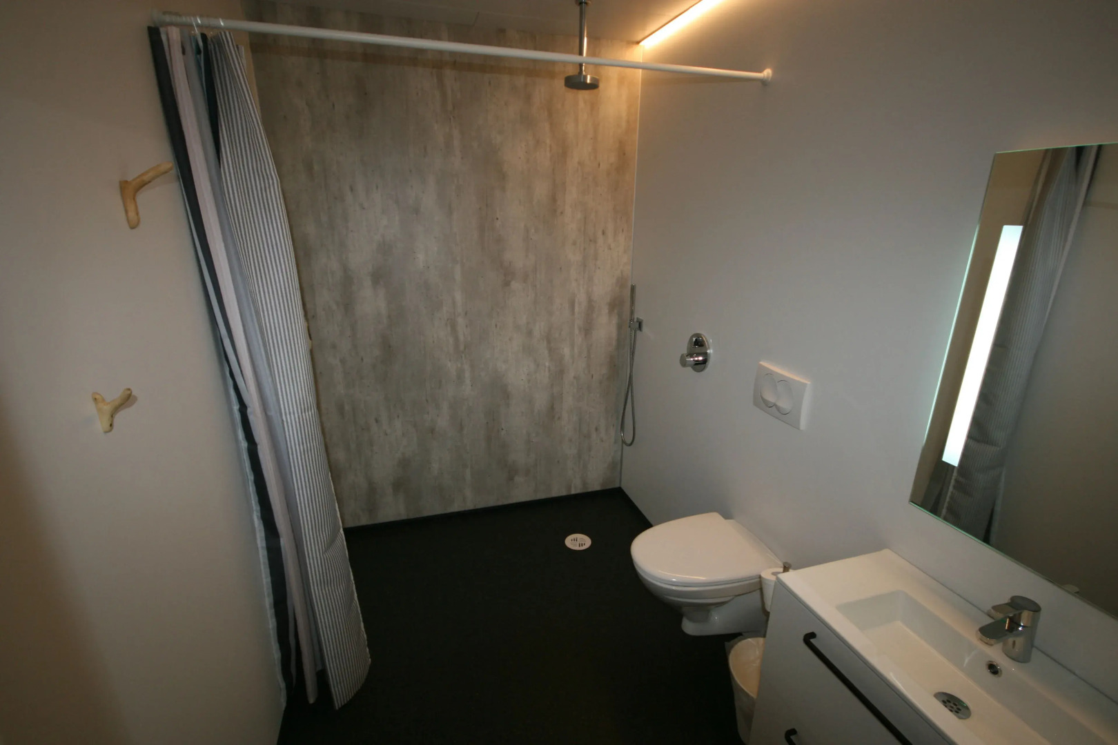 Brunnhóll Country Guesthouse