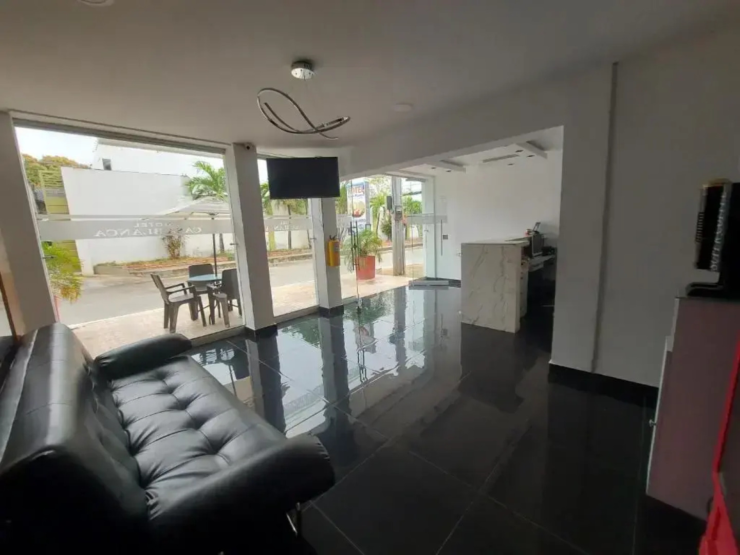 Hotel Casa Blanca
