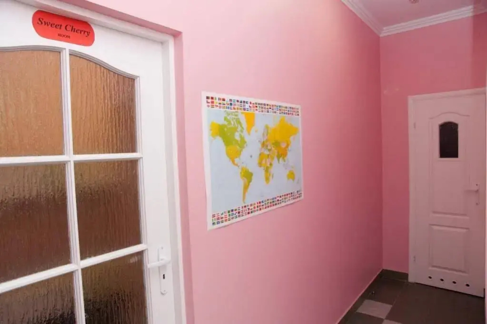 Черри Хостел