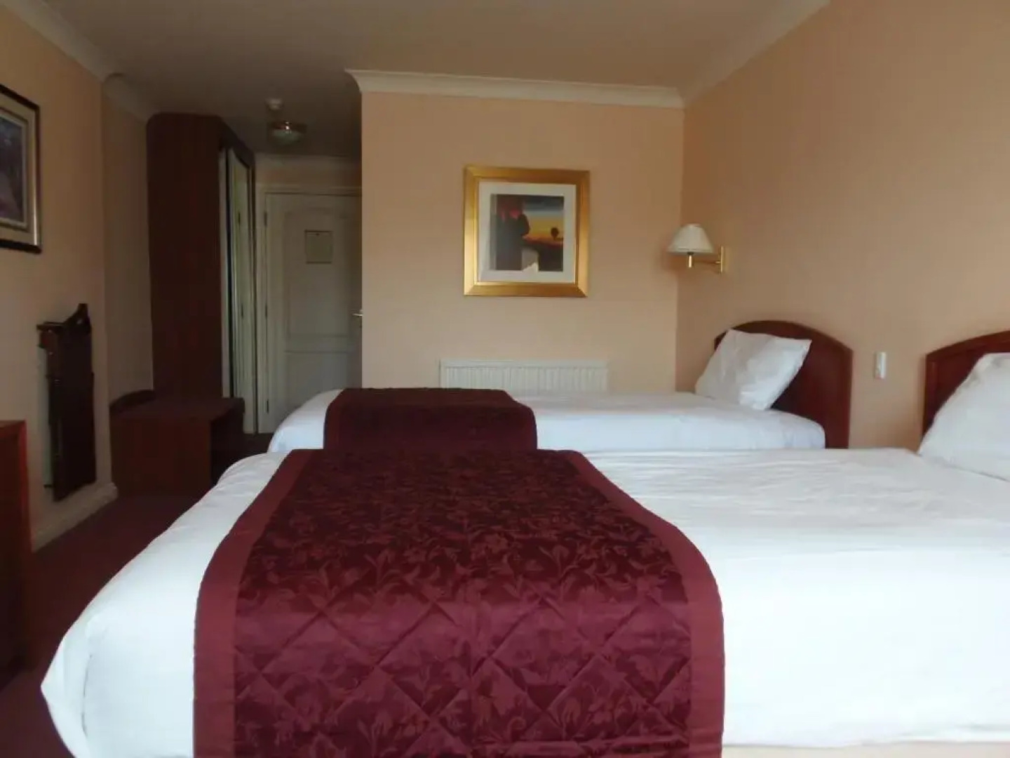 Potters International Hotel