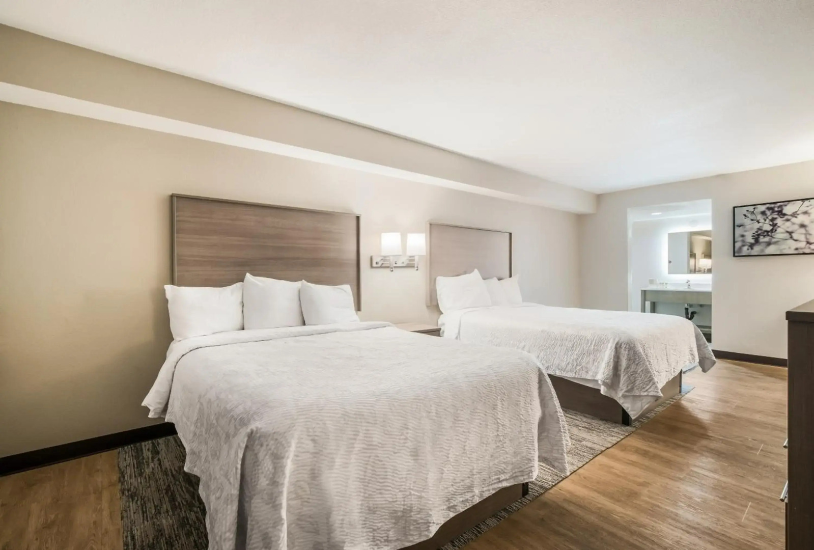 Red Roof PLUS+ Chula Vista