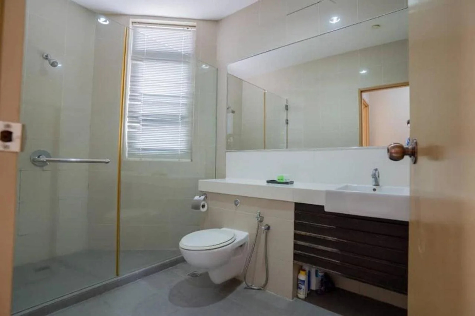 Luxfort 118 Service Suites