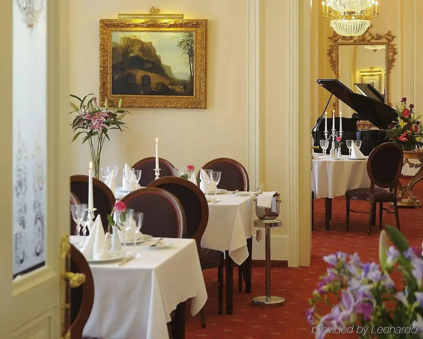 Savoy Westend Hotel