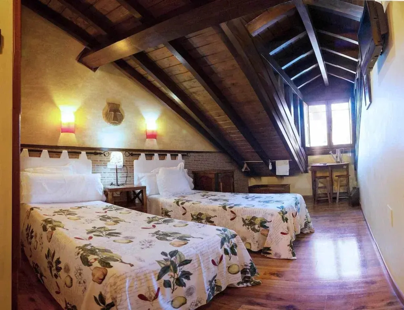 Micro Hostal La Puerta del Perdon