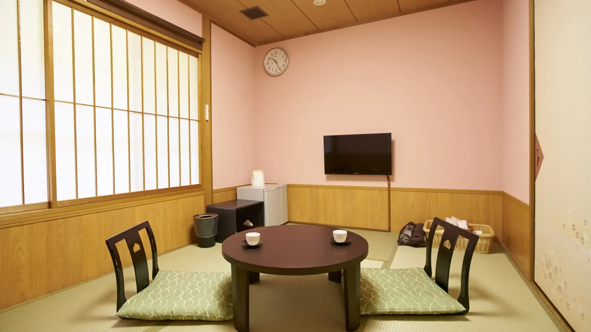 Ooedo Onsen Monogatari Urayasu Mangekyo