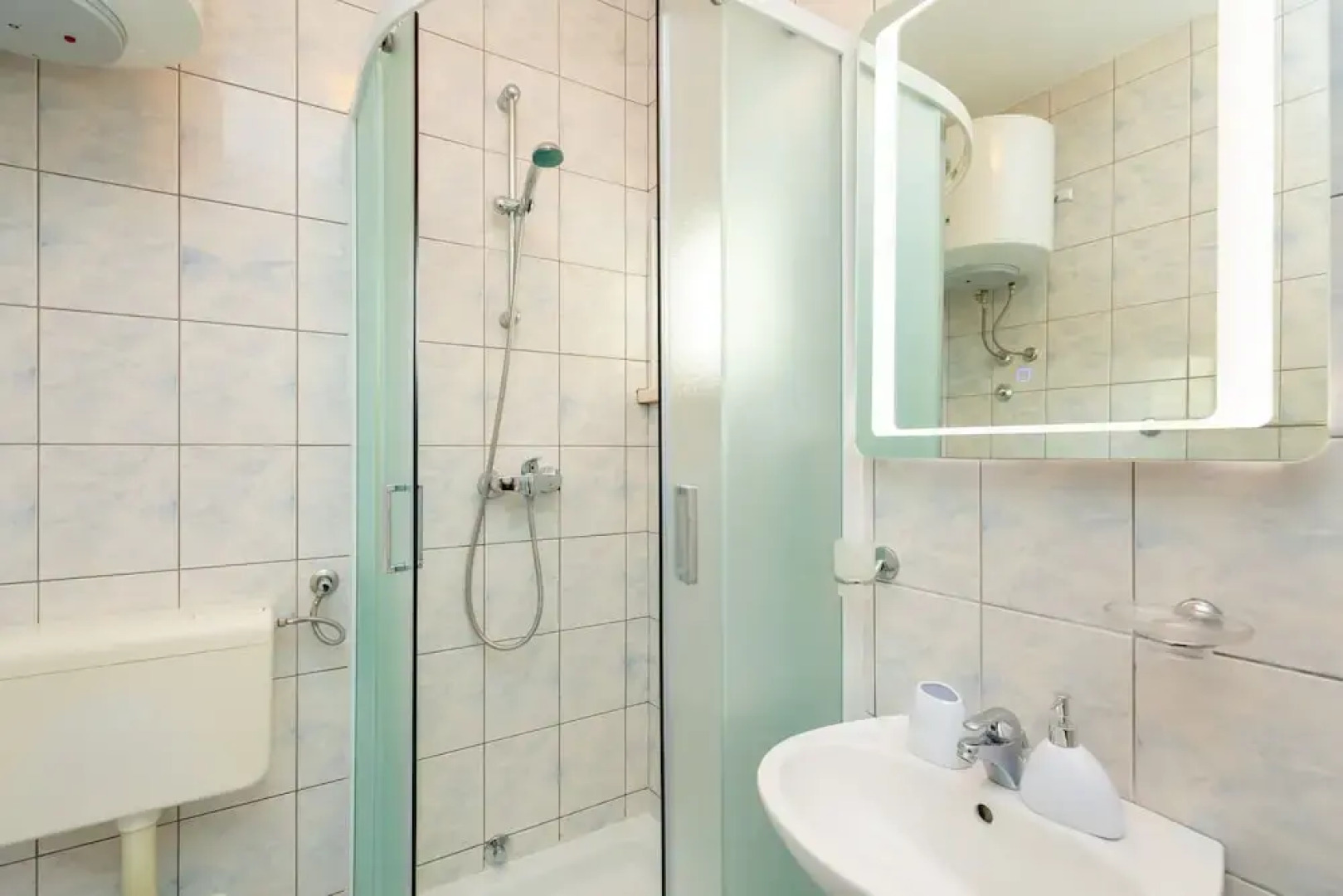 Summer Chill Apartment