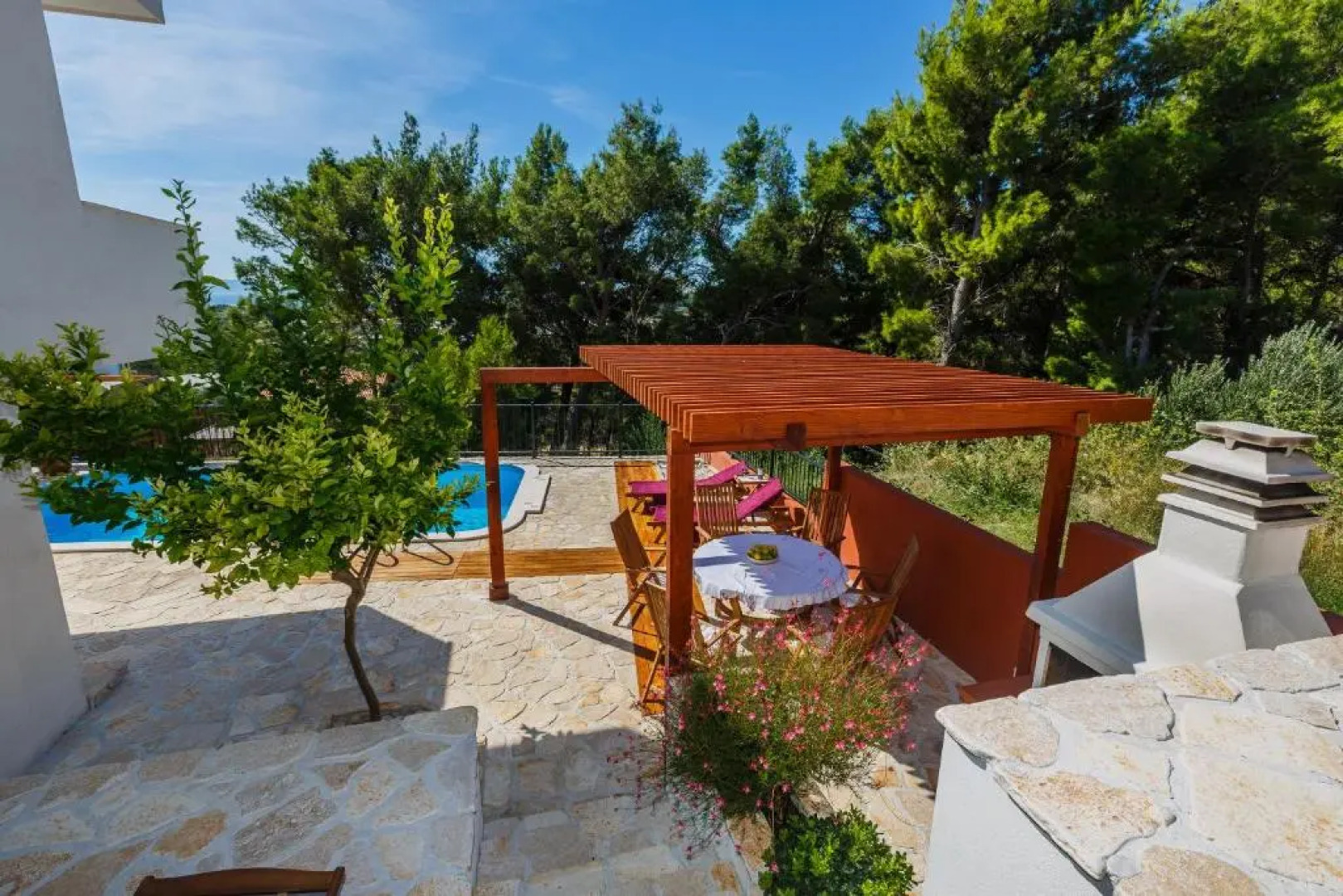 Deluxe Villa Apartment