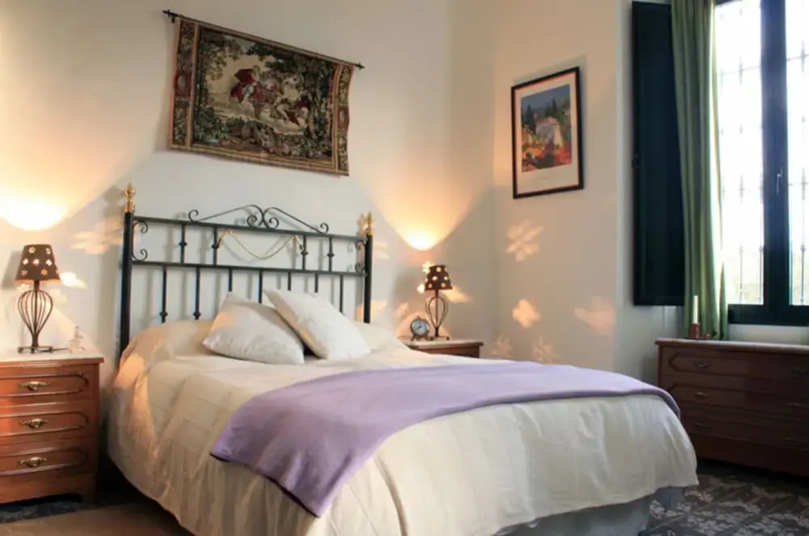 Ermita House 102404 by MO Rentals