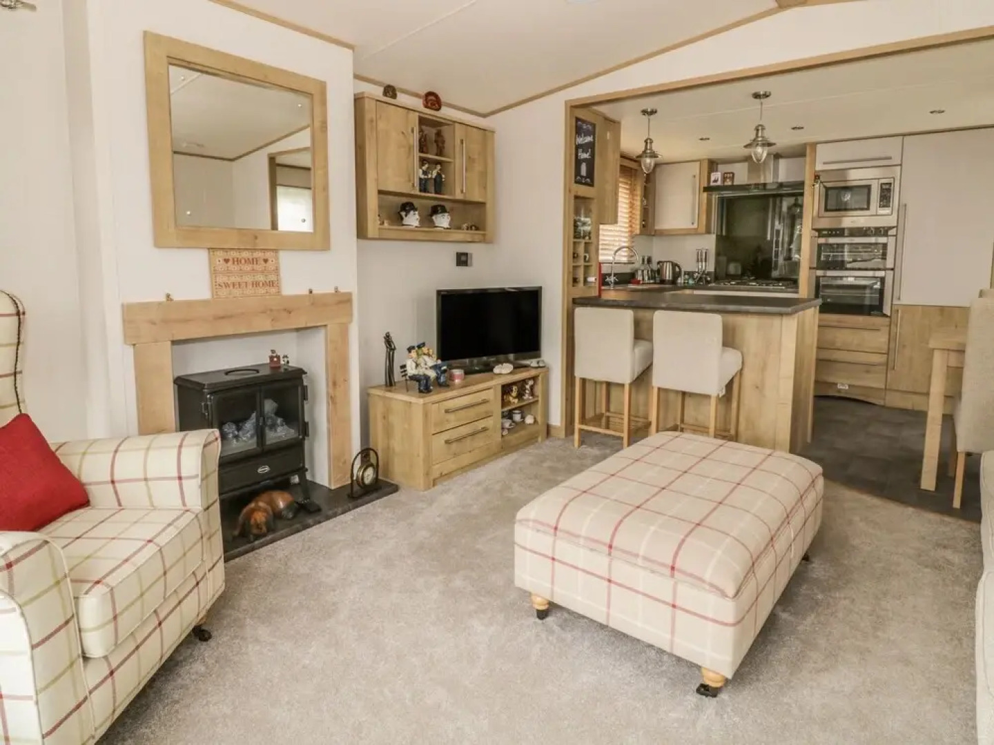 27 Lake View, Norwich