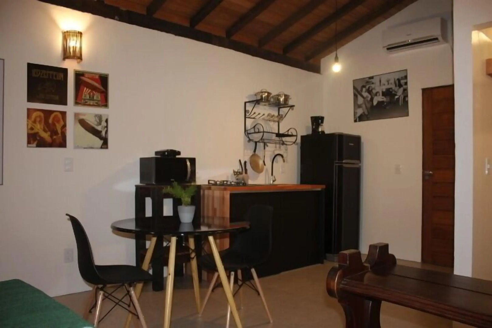 Casa Larrosa Itaúna - Adults Only