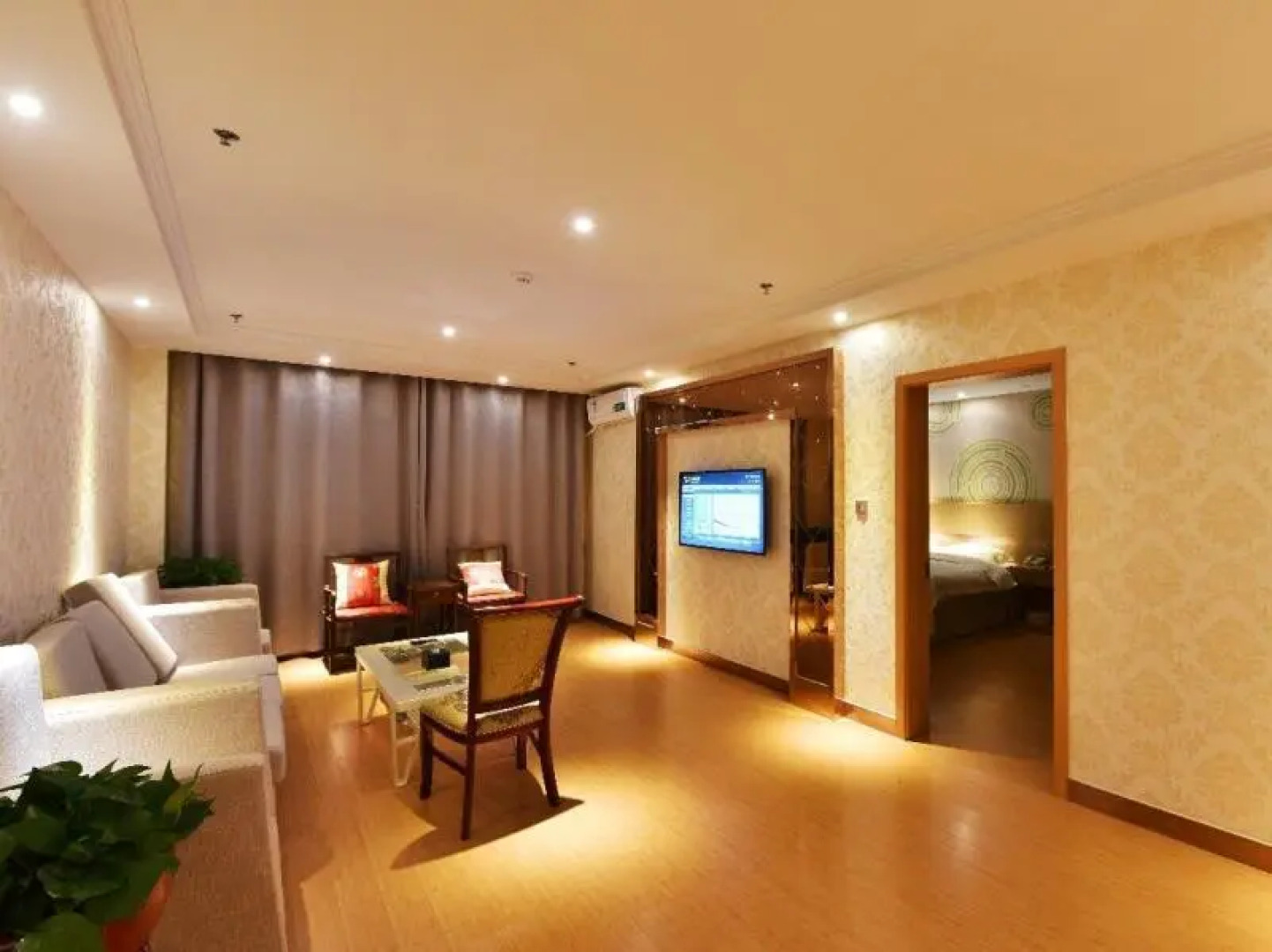 GreenTree Inn Rongcheng Swan Lake Business Hotel