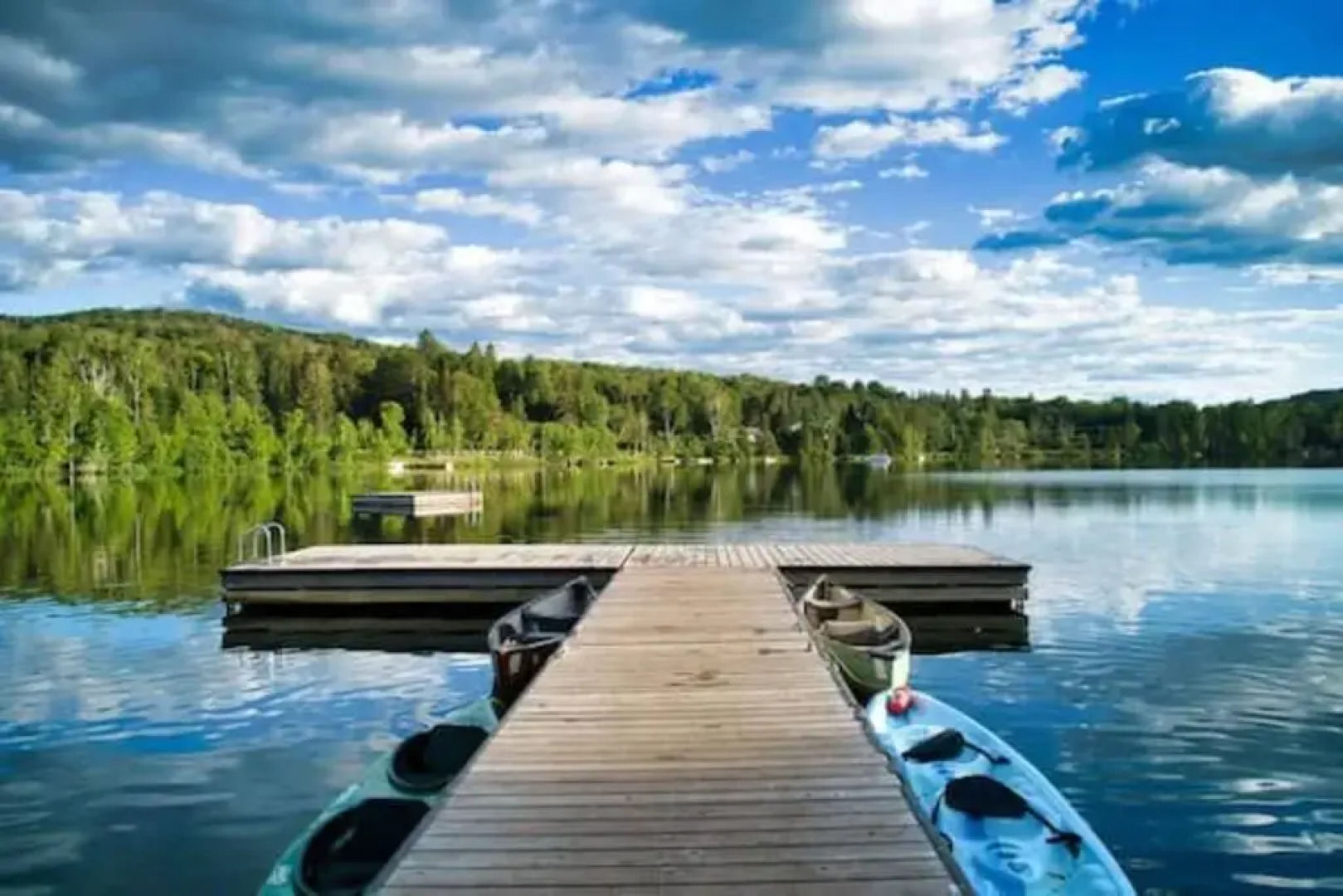 Deluxe Suite - View on Lake & 6 Min from Tremblant Versant Nord