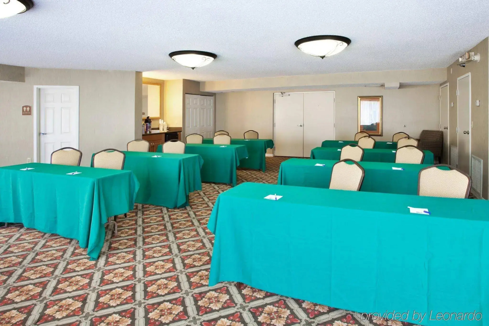 Holiday Inn Express & Suites Bradenton West by IHG