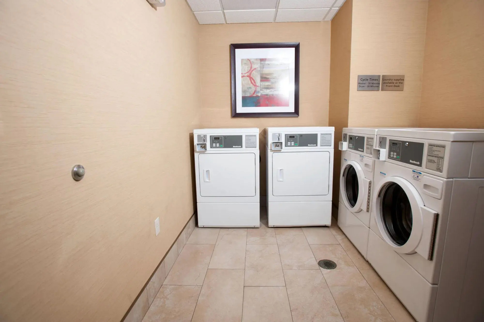 Courtyard by Marriott Evansville East