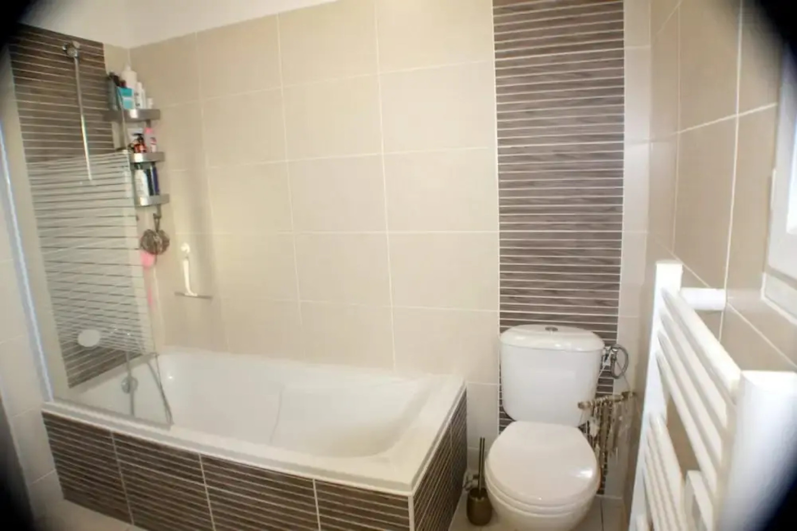 House with 2 Bedrooms in Graveson, with Enclosed Garden And Wifi