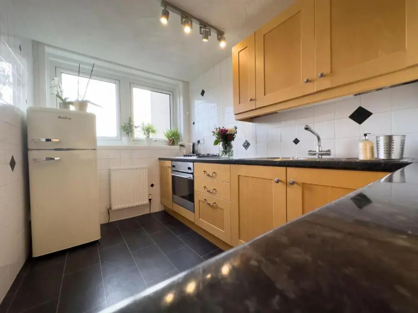 Beautiful & Elegant 2BD Scandi Style Duplex