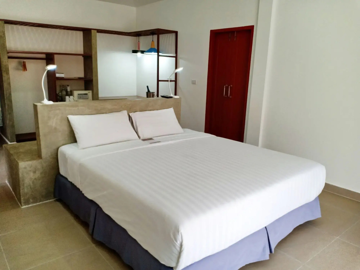 Sanctuary Nam Ngum Beach Resort