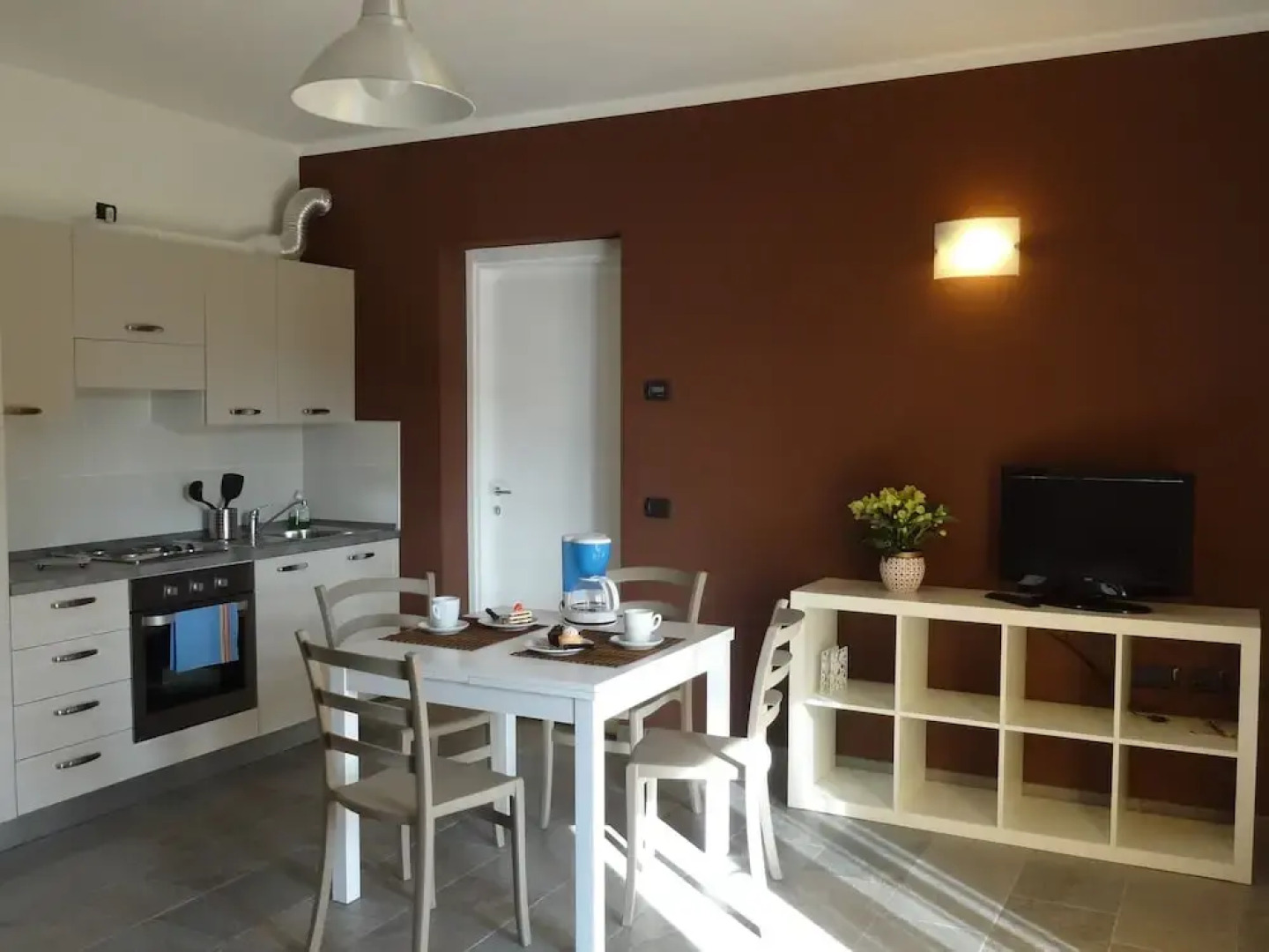 Helianthus Residence