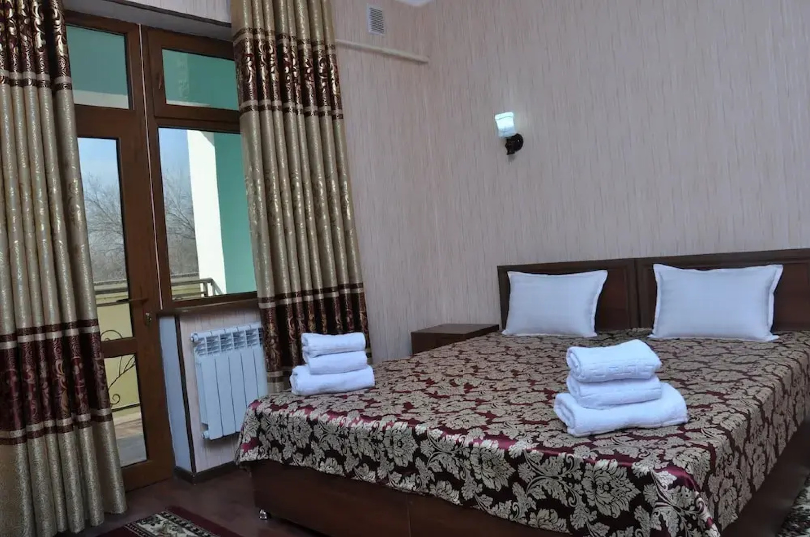 Отель Shokhjakhon Parvoz