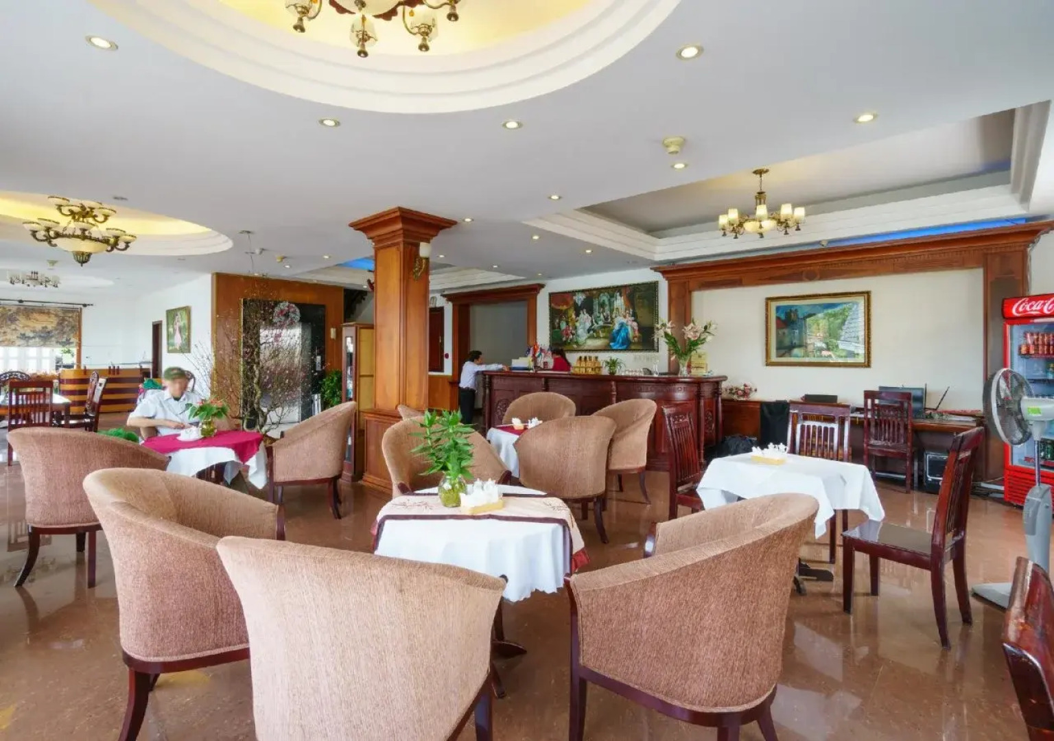 Hoa Phat Hotel & Apartment