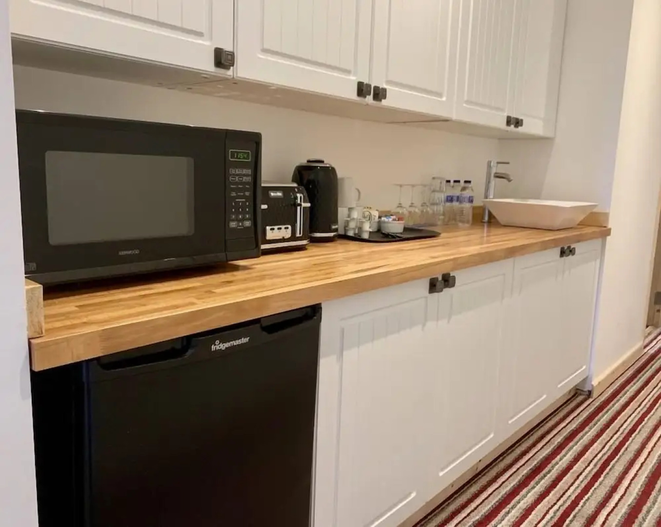 The Waterfront Lodges