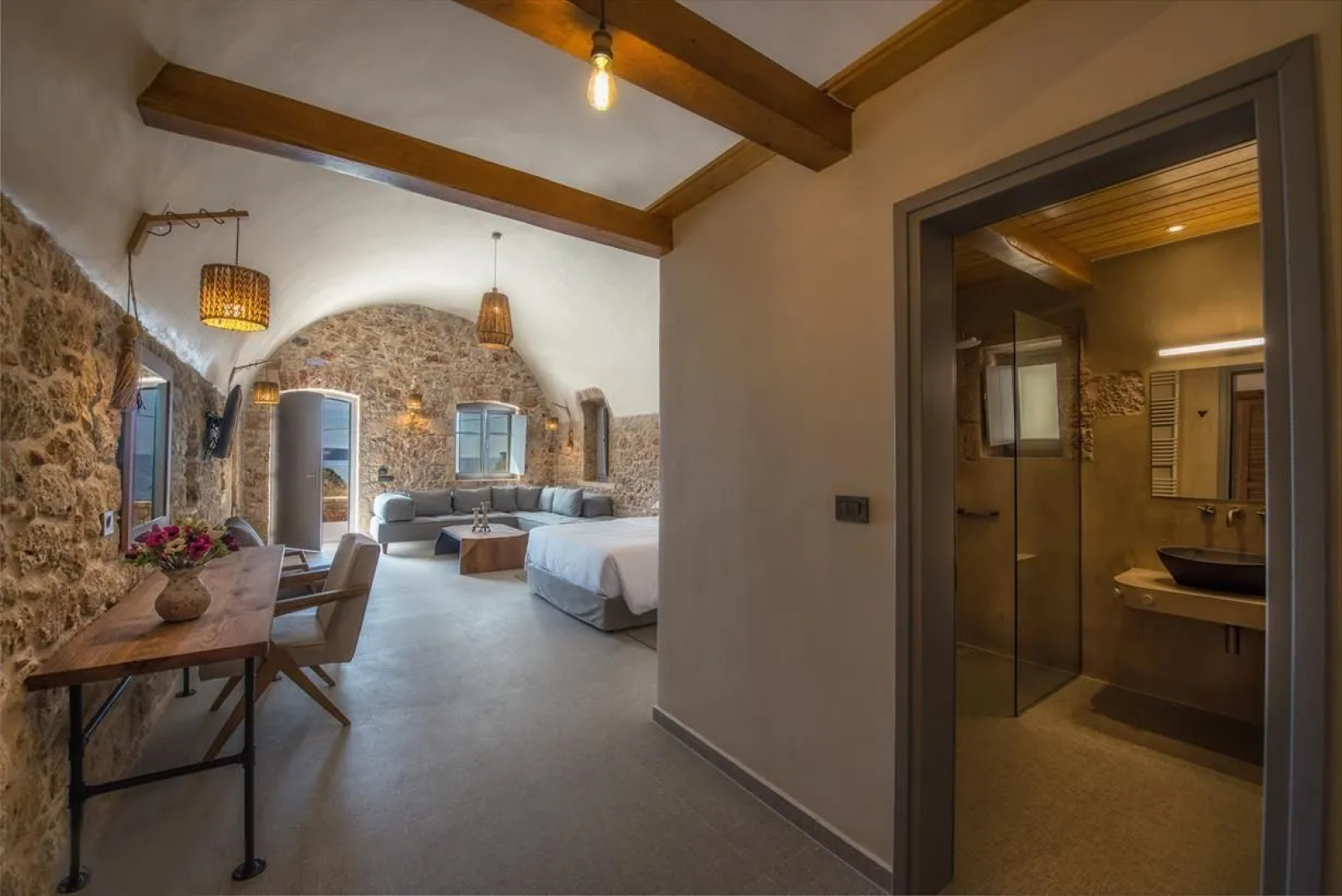 Ippola Boutique Hotel