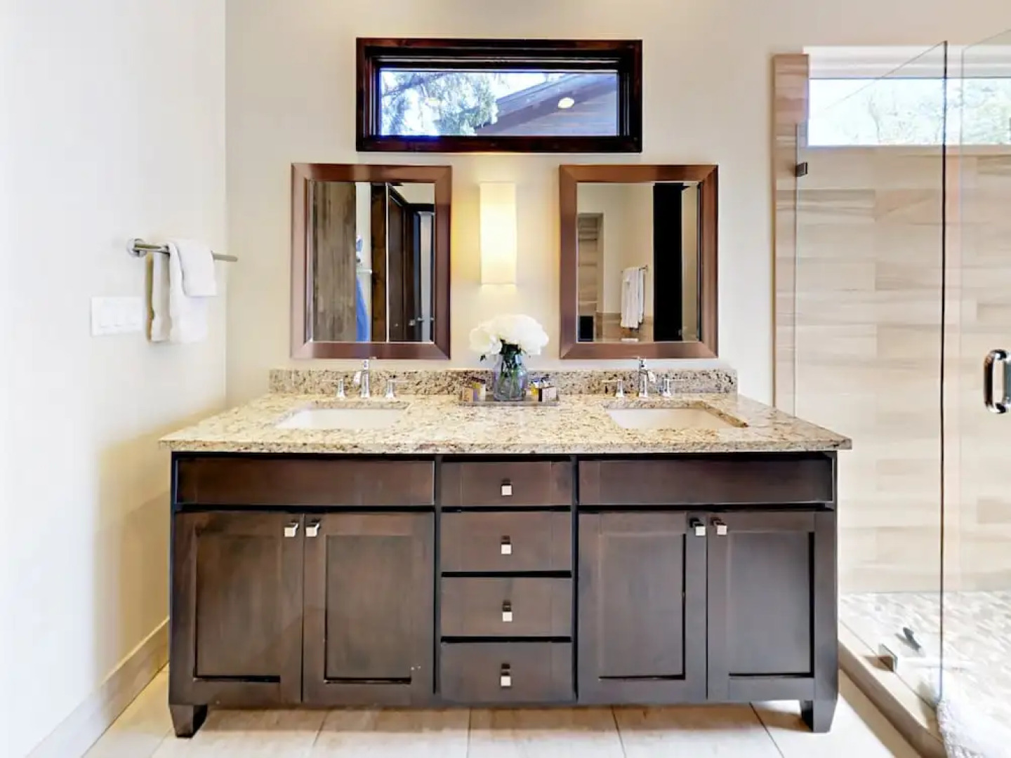 The Reserve at Lake Travis Cabin #4