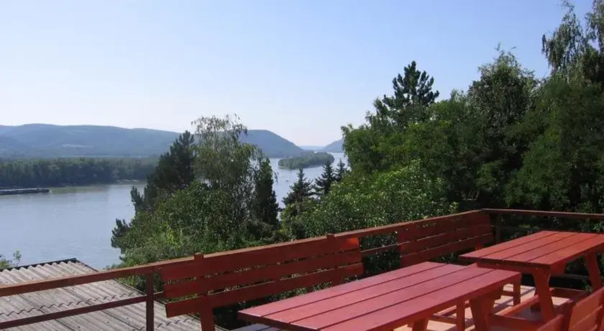 DunaKanyar ApartmanHáz