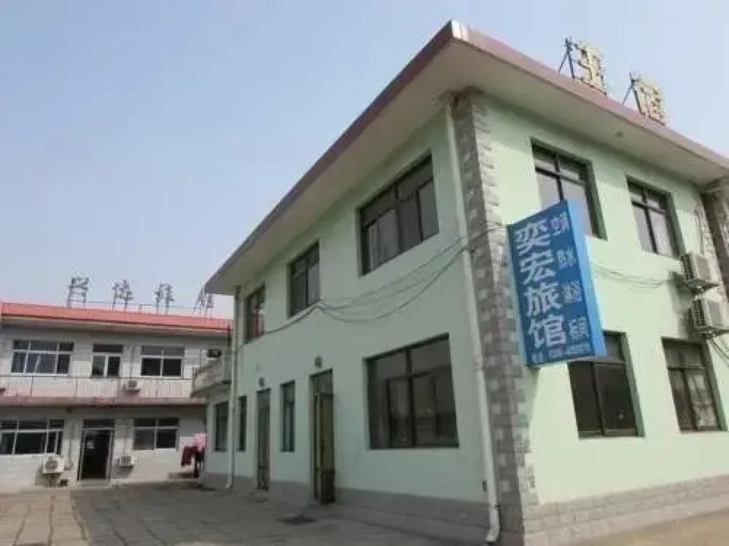 Nandaihe Yihong Inn