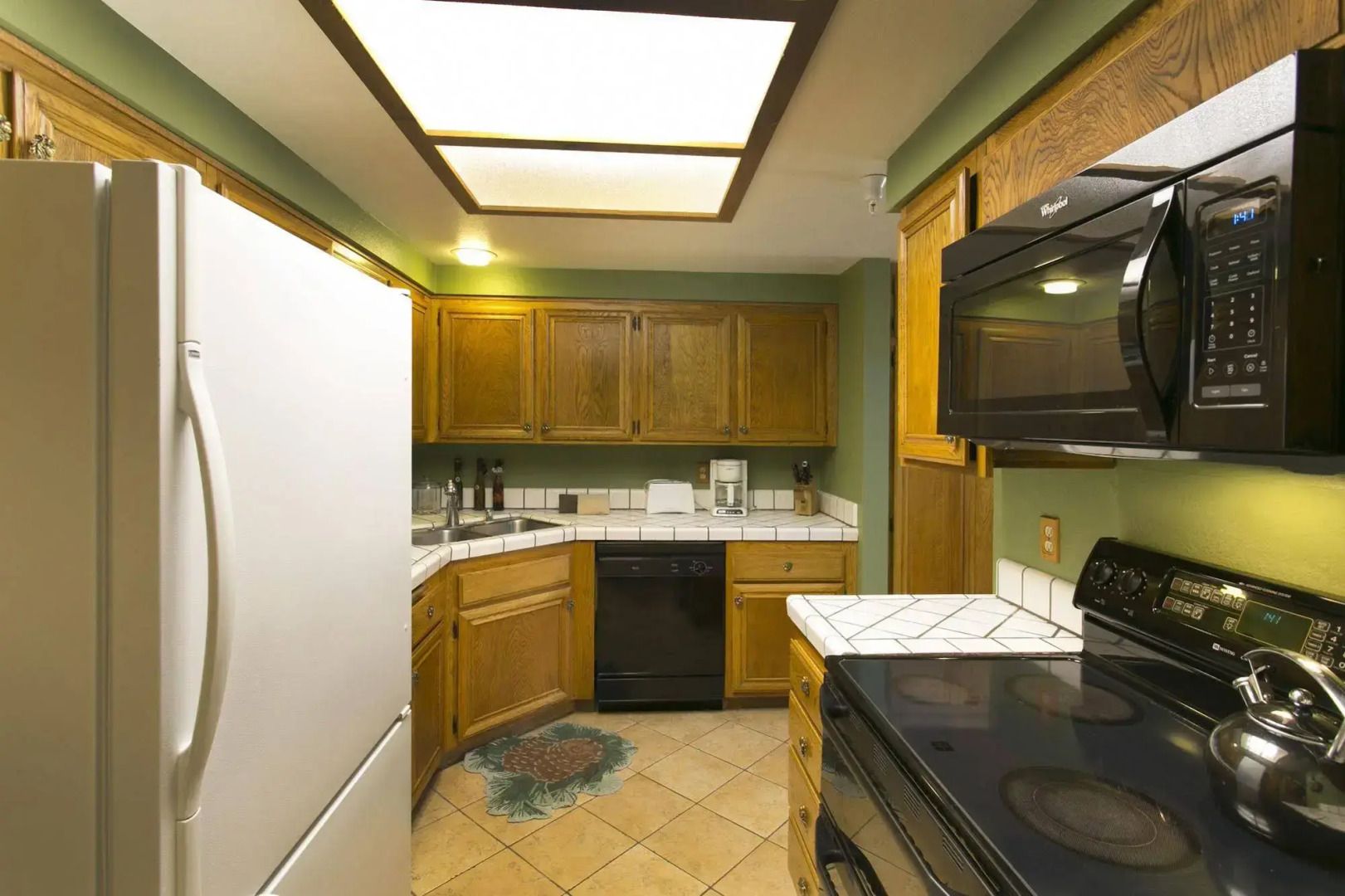 Aspen Creek by 101 Great Escapes