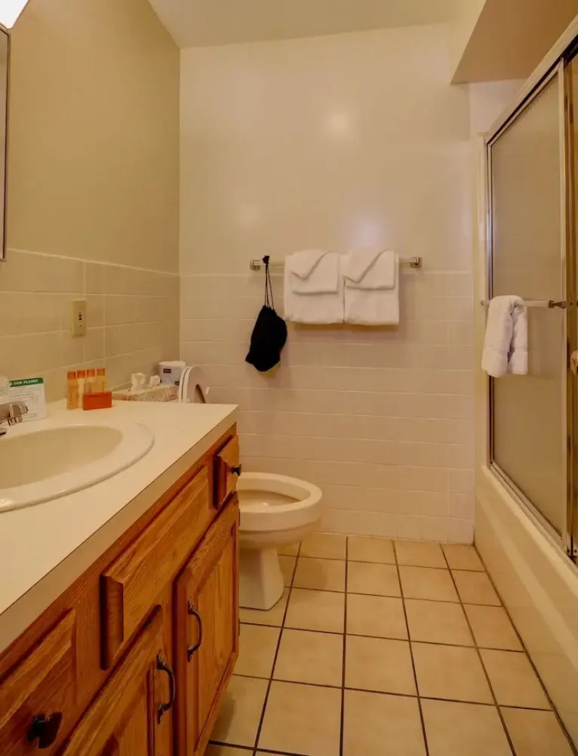 Waves Oceanfront Resort