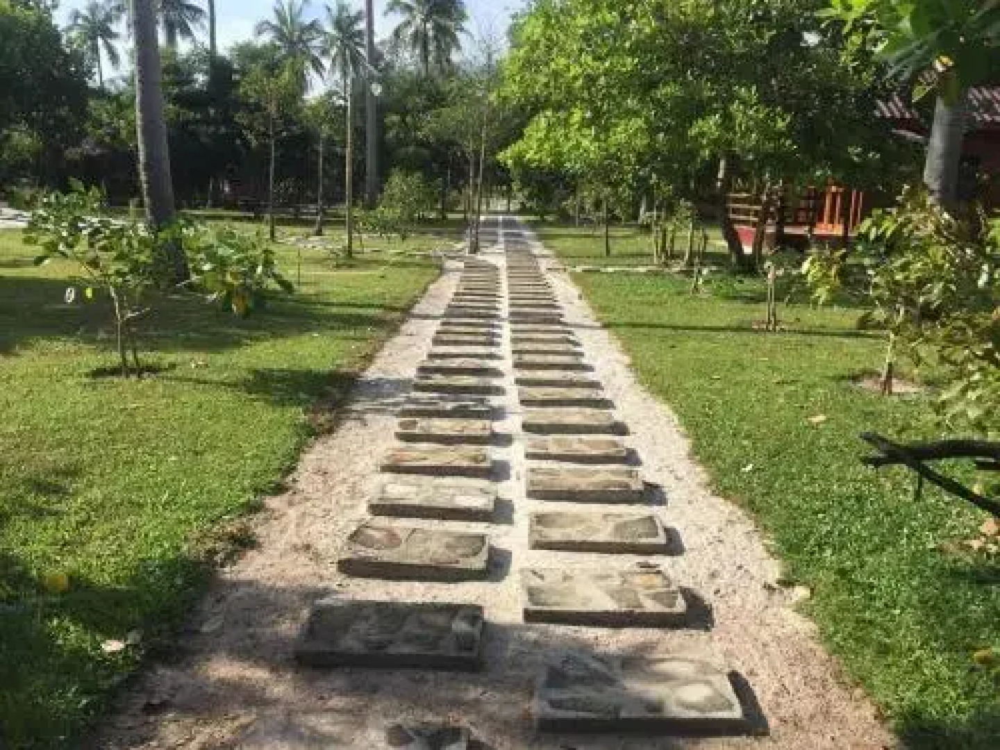 Ryta Beach Bungalow & Resort