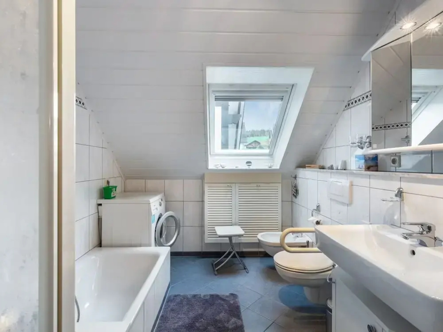 Apartment on the Edge of the Forest