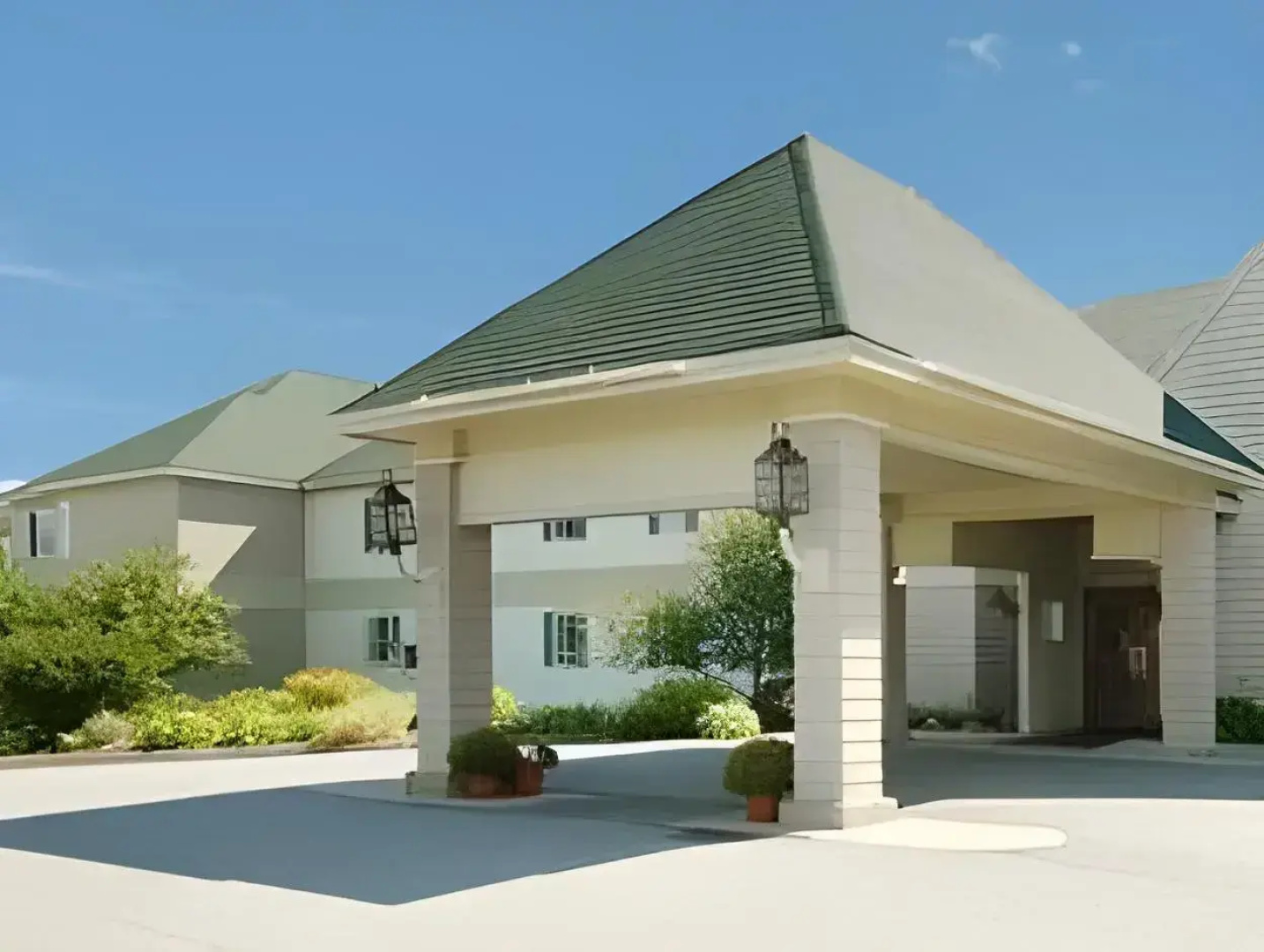 Fireside Inn & Suites - Belfast