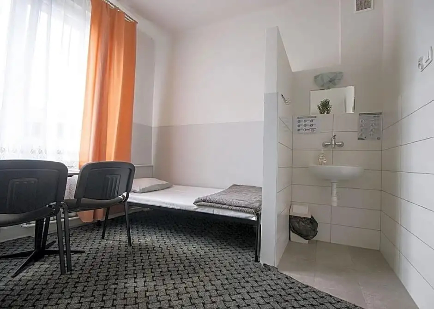 Noclegi PODZAMCZE PTTK
