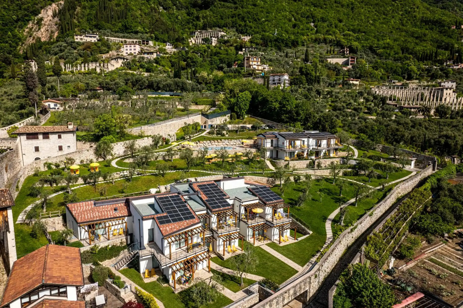 Residence Dany Appartamenti Con Cucina Vista Lago Piscina E Parcheggio