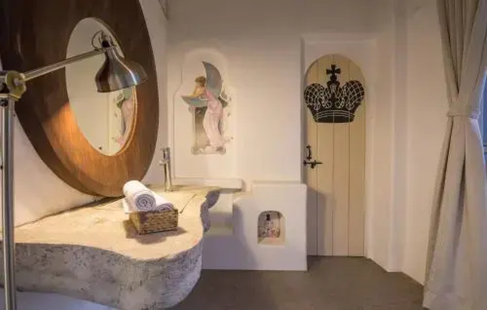 SaffronStays Casa Blanca