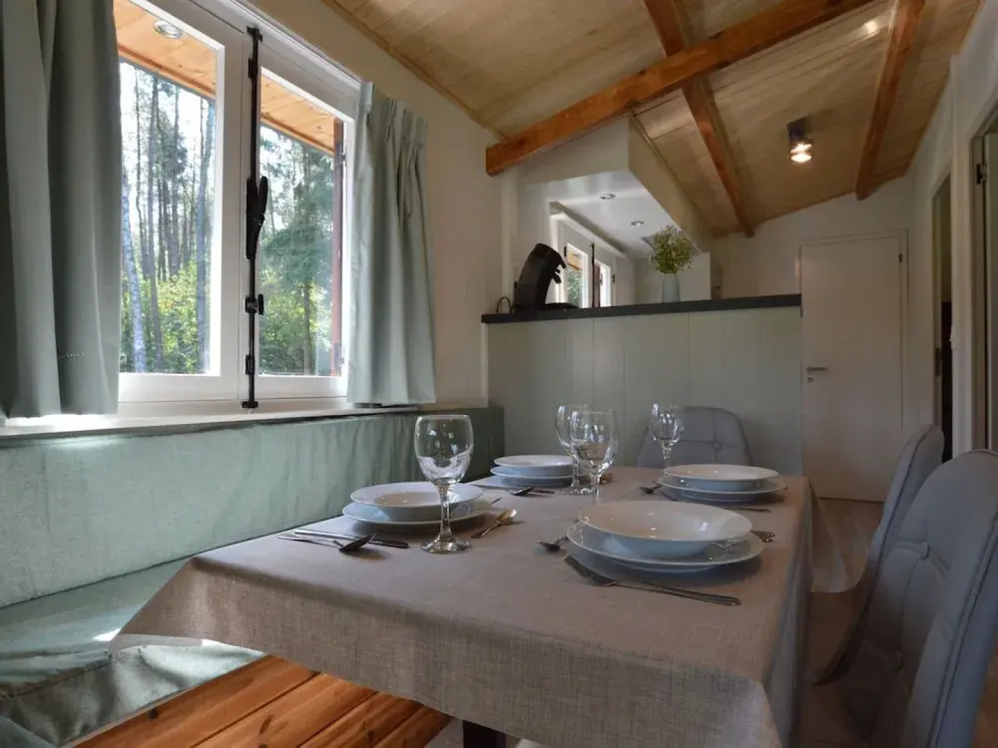 Beautifully Furnished Chalet With a Huge Garden in the Middle of Nature