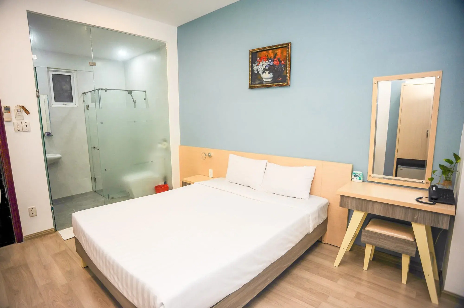 My Anh 120 Central Saigon Hotel Ben Thanh Market