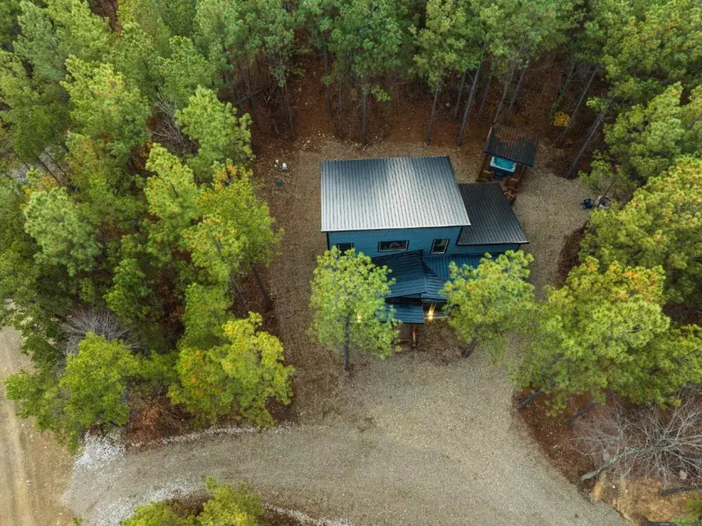 Vacana Unplugged, Sleeps 6, HotTub, FirePit, Pet Friendly