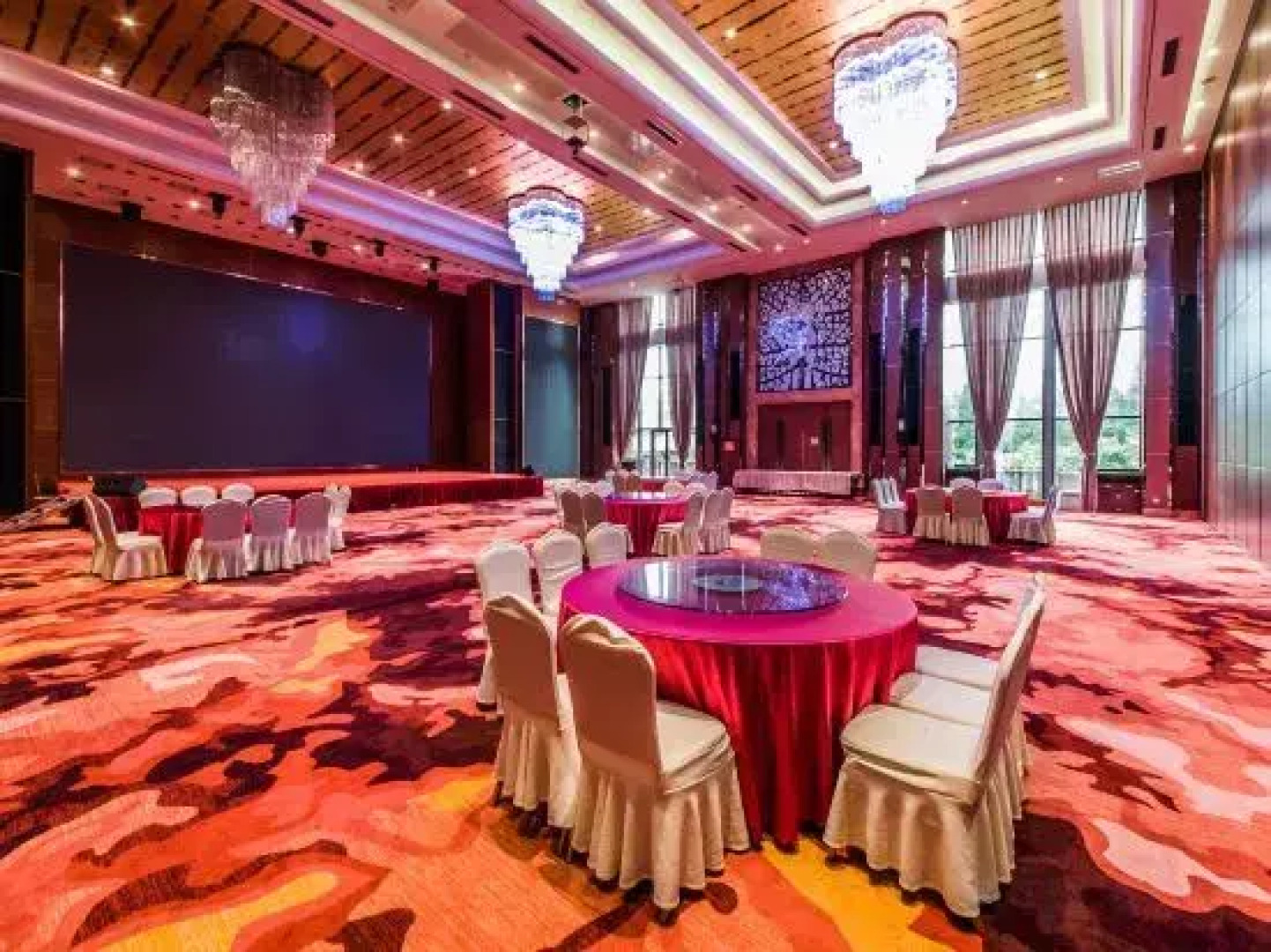 Qiliping Hot Spring Hotel