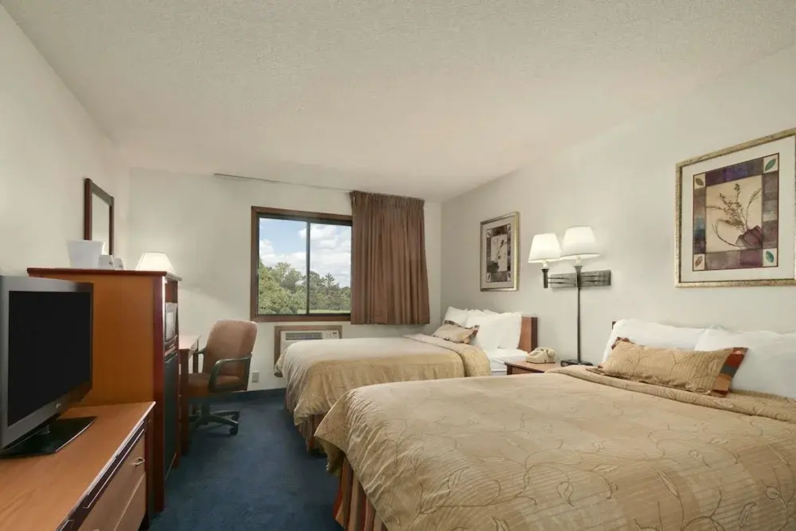 Days Inn By Wyndham Willmar