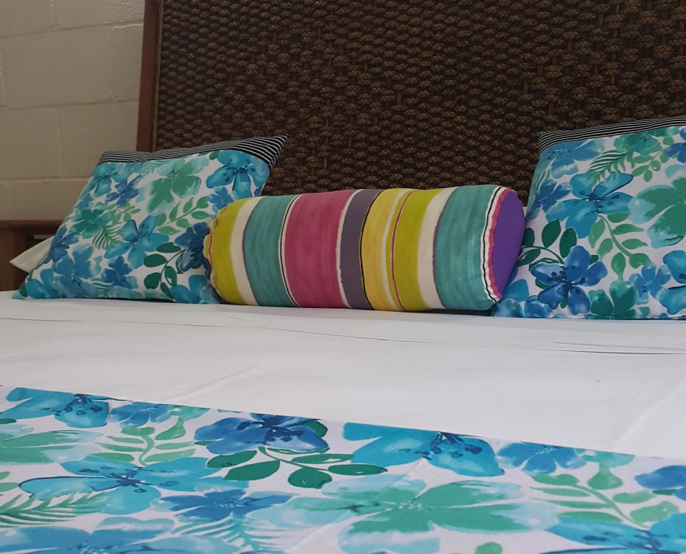 The Black Pearl Beach Side Apartments