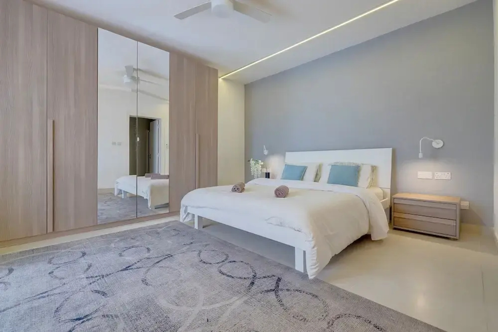 Stunning Apartment in a Central Location With Views