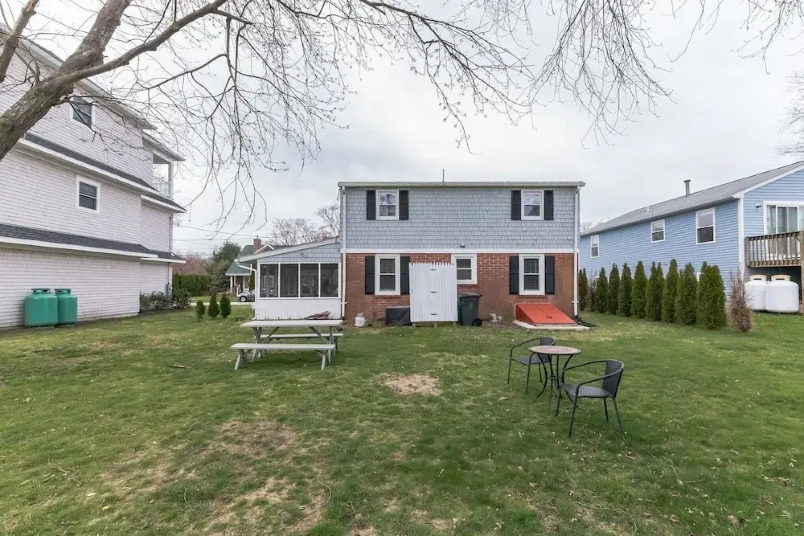 Shore To Please - Enjoy A Relaxing Getaway In Bonnet Shores 3 Bedroom Home by Redawning