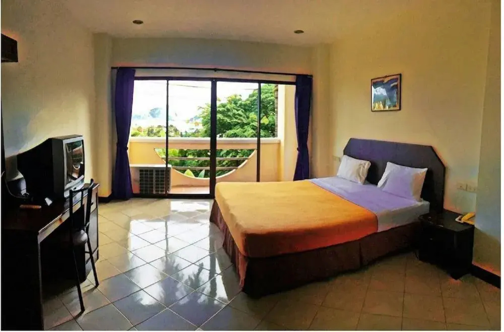 Royal Residence Hotel